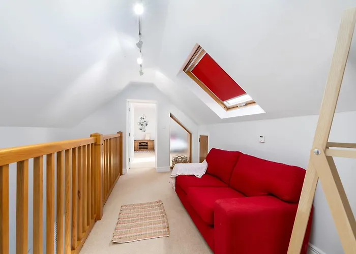 464 - * Claddaghduff